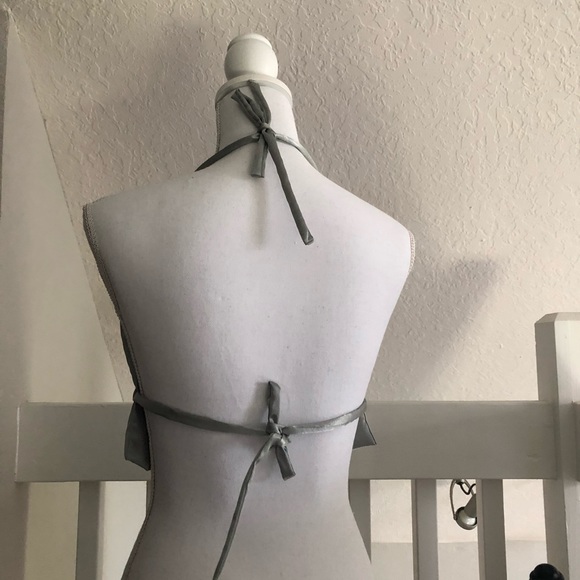 Green Crepe Back Satin Tie Up Summer Top - Picture 3 of 3